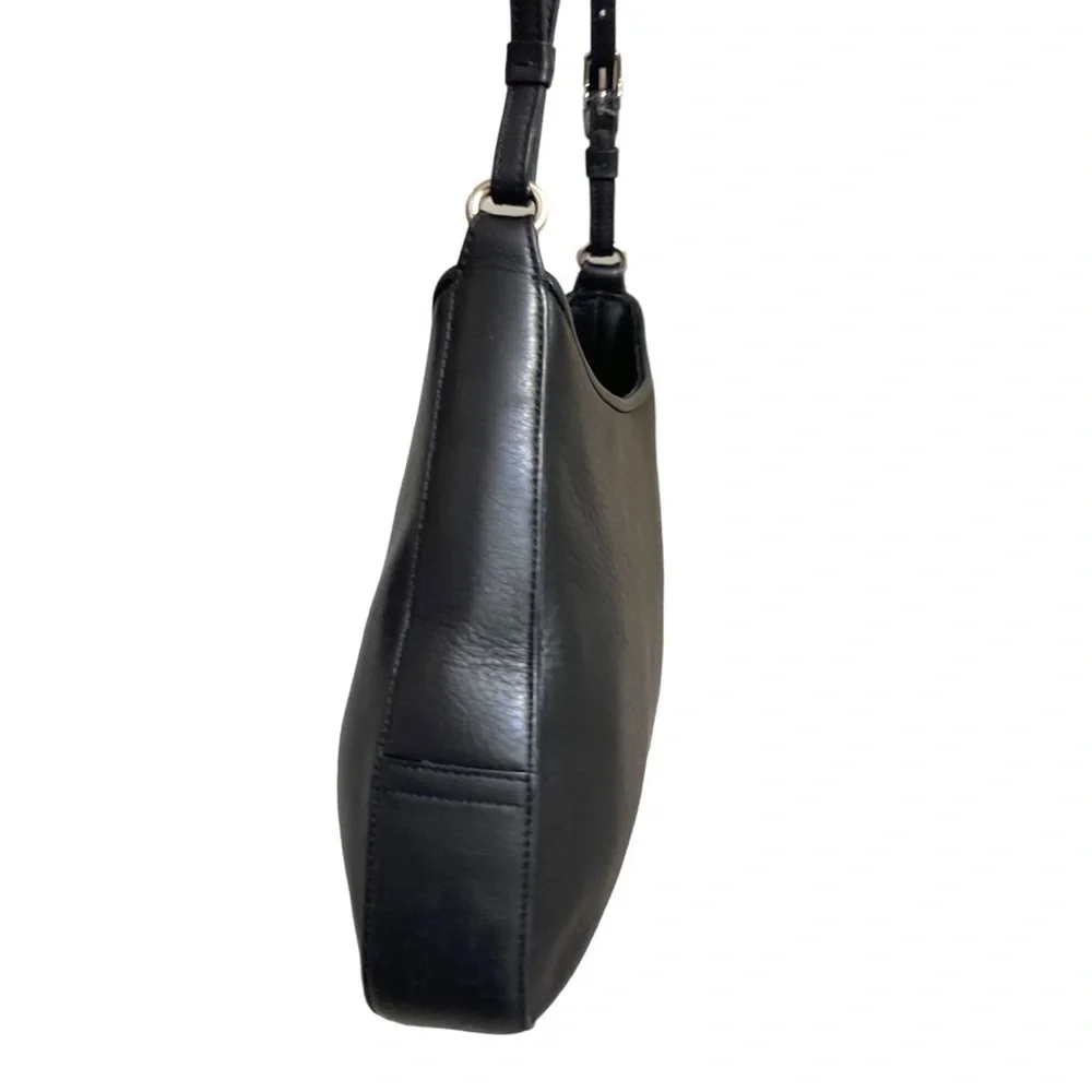 Coach 8913 vintage black leather ergo shoulder bag